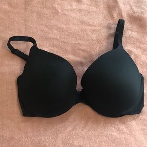 Victoria’s Secret Pink Wear Everywhere Push-up Bra